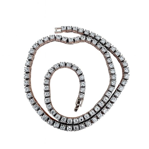 Elegant Rhinestone Tennis Necklace Silver Tone Sparkly 19” Bridal or Evening Jew - Picture 3 of 9